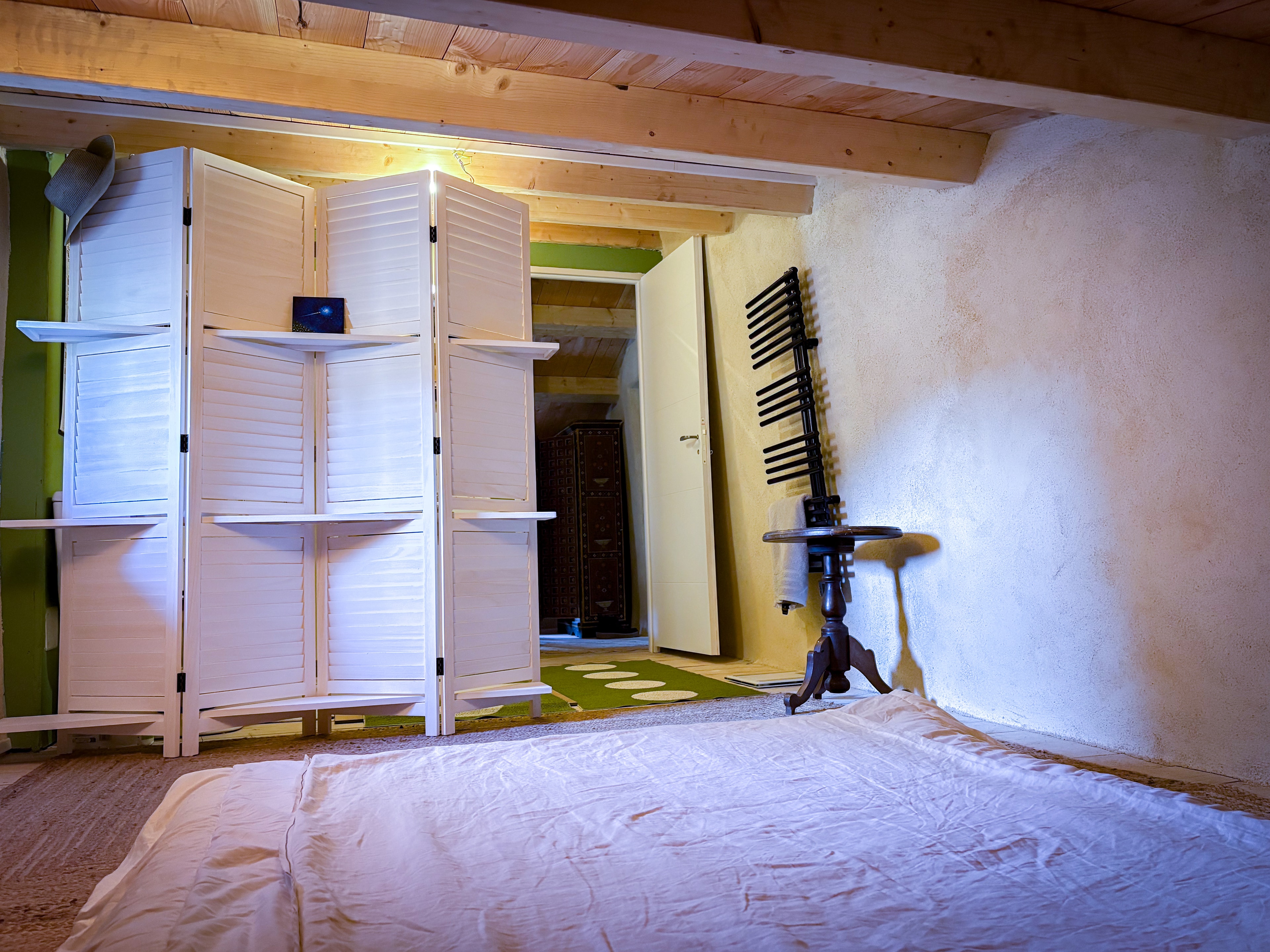 Bathroom Studio Under the Beams