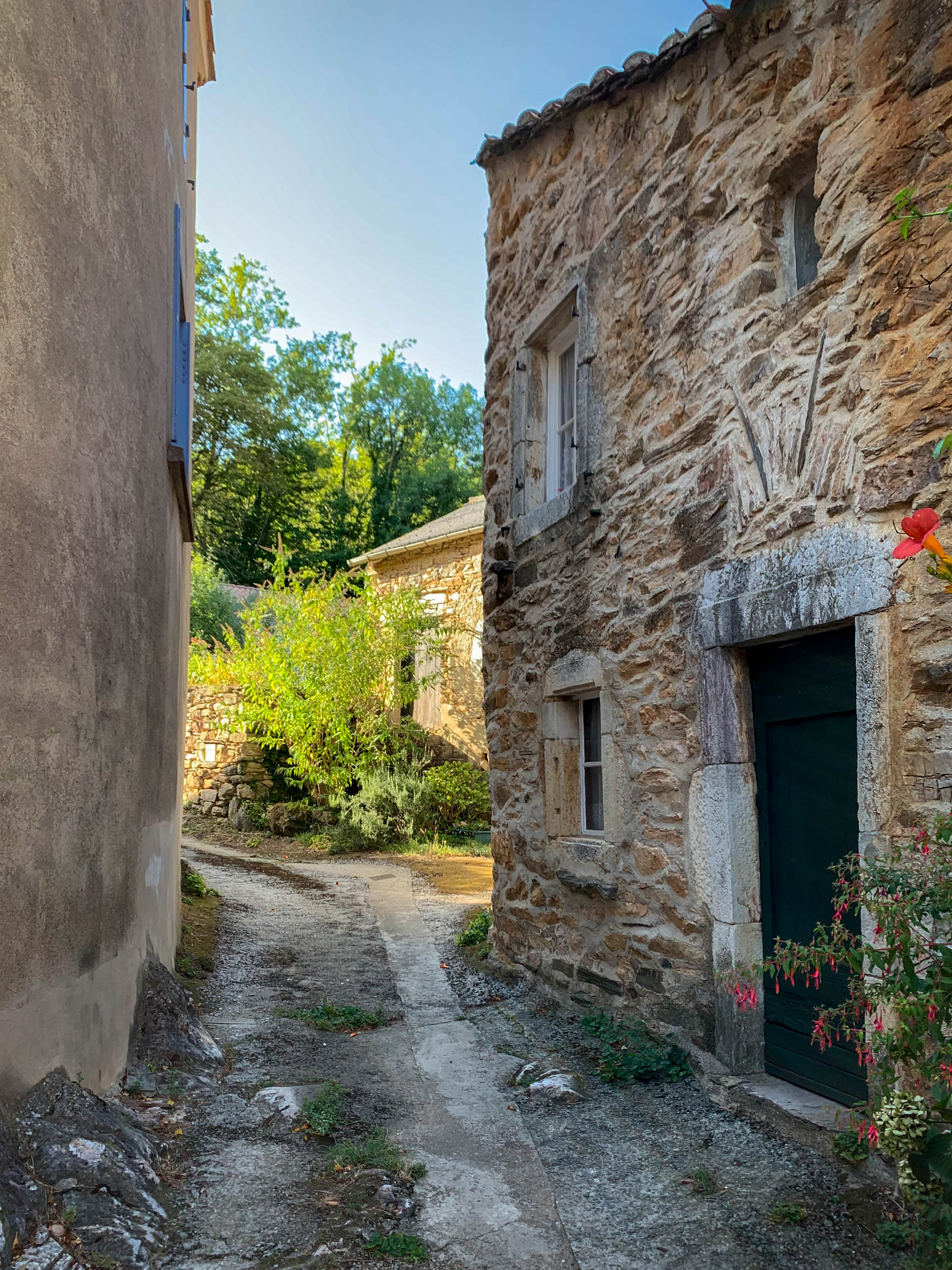 lieu-dit Ardouane Traditional stone buildings in Ardouane village